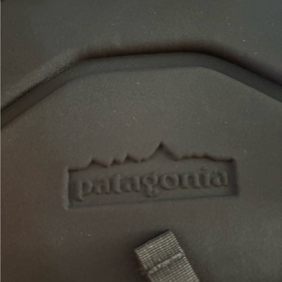 Patagonia Glossy Black Backpack - Picture 4 of 5
